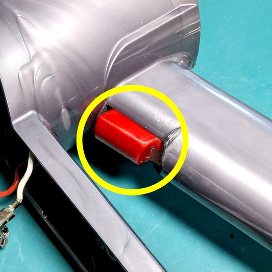 2026年5月6日 ダイソン掃除機 SV10トリガー破損修理
